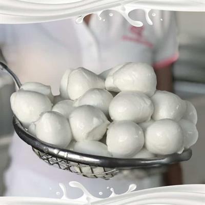 Bocconcini di mozzarella 25gr confezione 375gr (Ct=6pz)